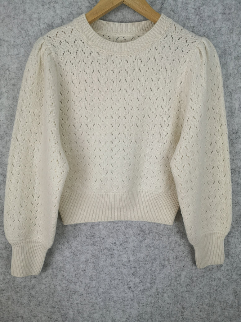 2330-1 7GG 2/26 100%CASHMERE