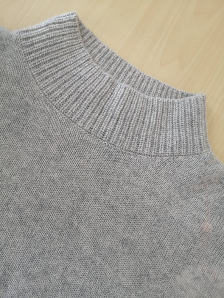 82 7GG 2/20 100%CASHMERE