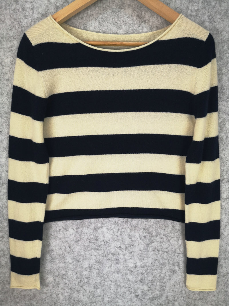 KW17 1201 12GG 2/26 100%CASHMERE