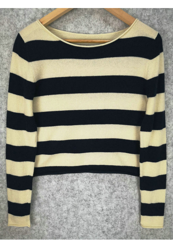 KW17 1201 12GG 2/26 100%CASHMERE