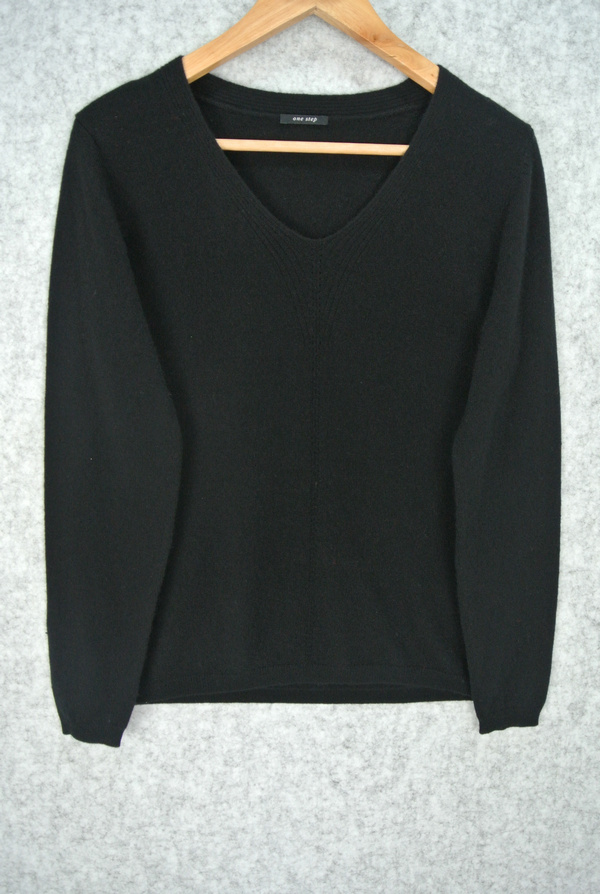 FR18081 12GG 2/27 100%CASHMERE